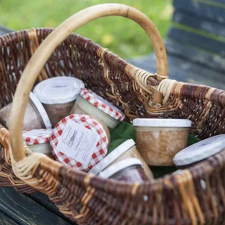 Weingut I Winzerhof Emmerich Bed & Breakfast *